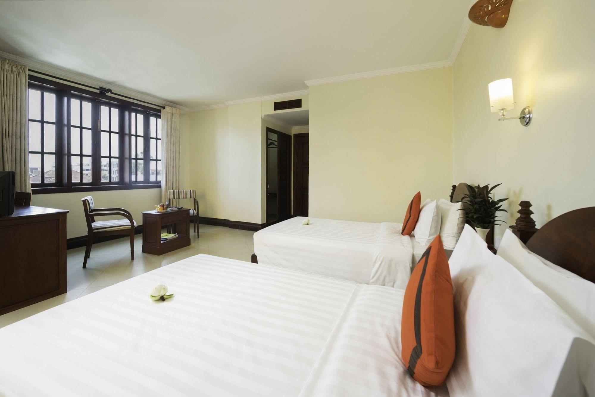 Sovan Mealea Hotel Ciudad de Siem Riep Exterior foto