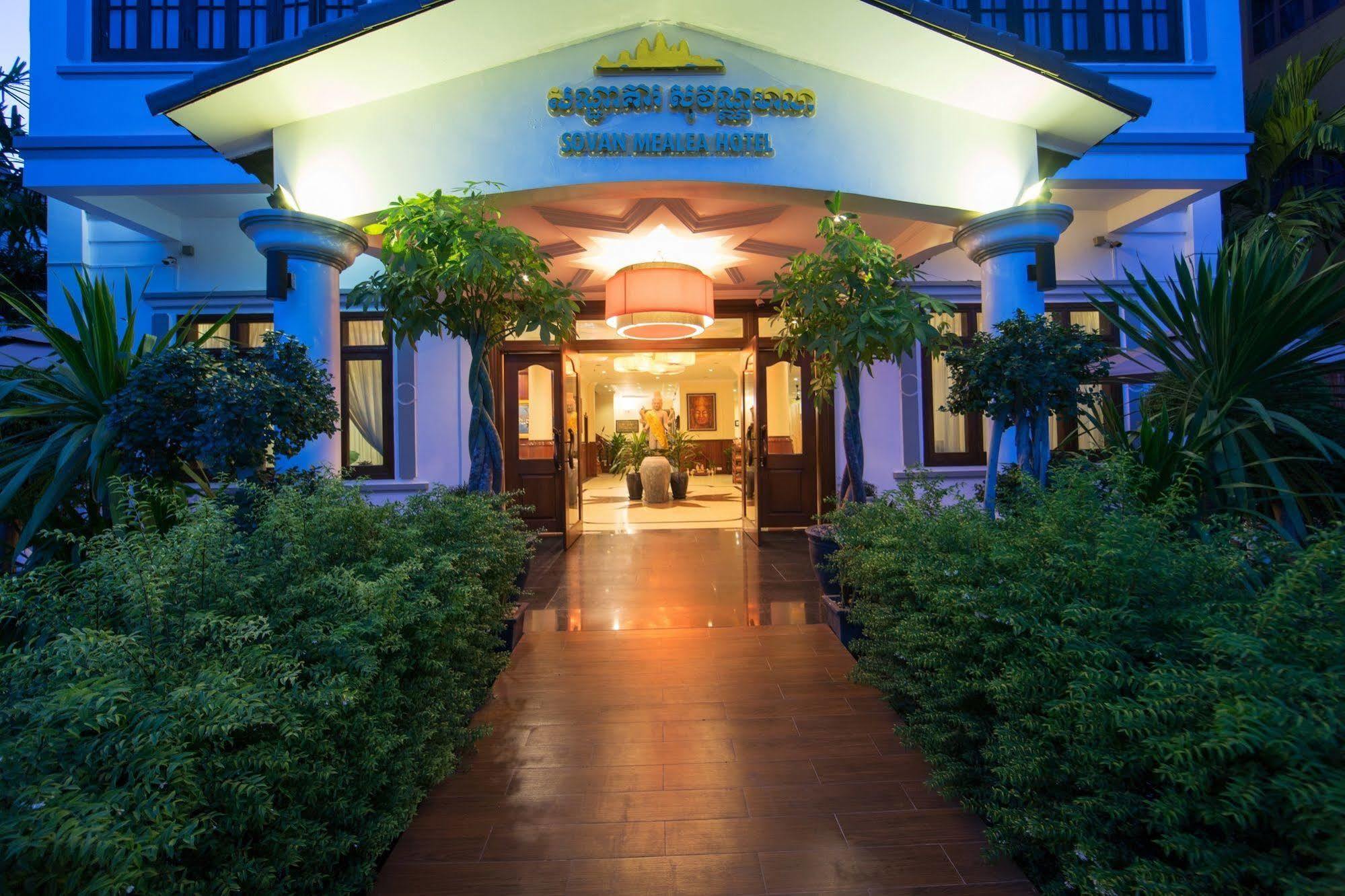 Sovan Mealea Hotel Ciudad de Siem Riep Exterior foto